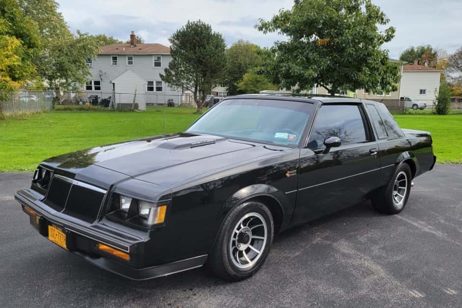 1985 Buick Grand National sold for $32,100
