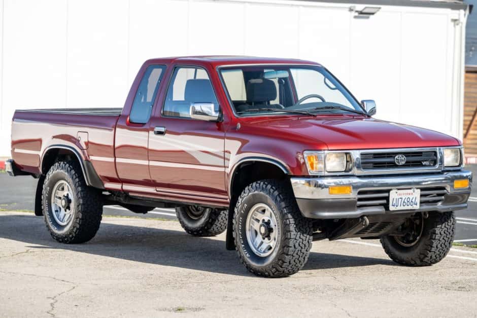 1993 Toyota Pickup (N80/90/100/110 1989-1997) sold for $25,500