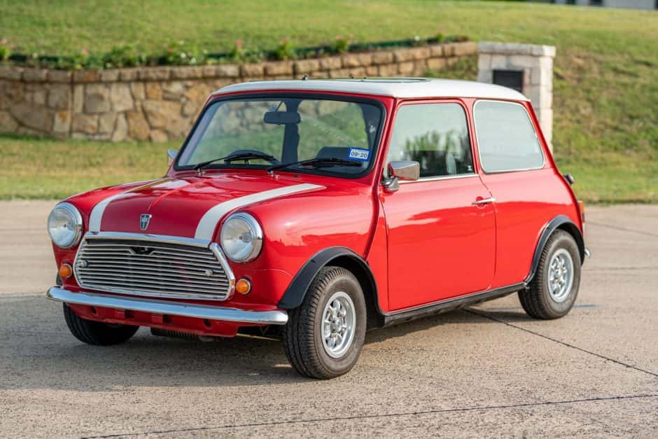 1972 Mini Mk III-Mk V sold for $13,275
