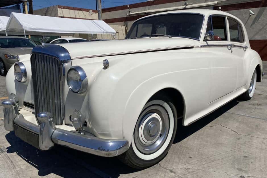 1961 Bentley S-Type sold for $18,916