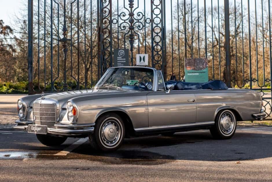 1971 Mercedes-Benz W111 Coupe & Cabriolet sold for $270,000
