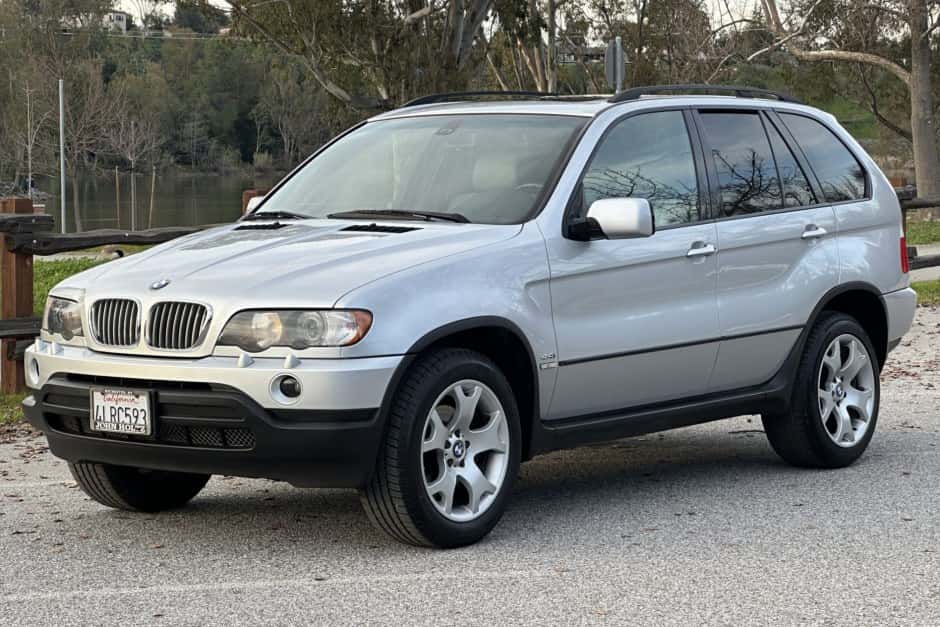 2000 BMW X5 sold for $7,300