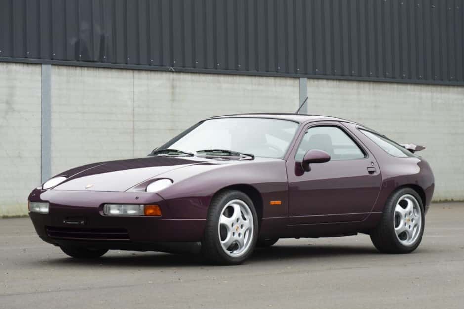 1992 Porsche 928 sold for $138,000