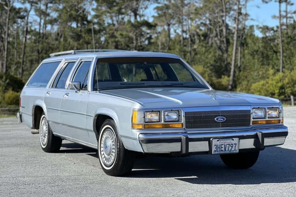 1989 Ford LTD sold for $9,150