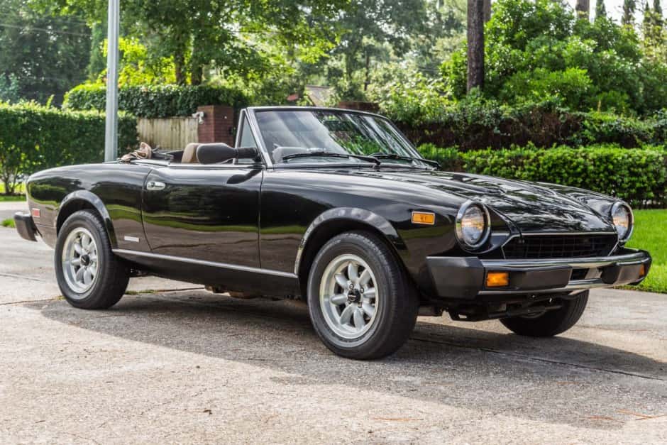 1984 Fiat 124 Spider (1966-1985) sold for $13,750