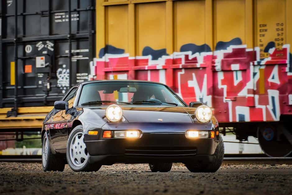1991 Porsche 928 sold for $46,928