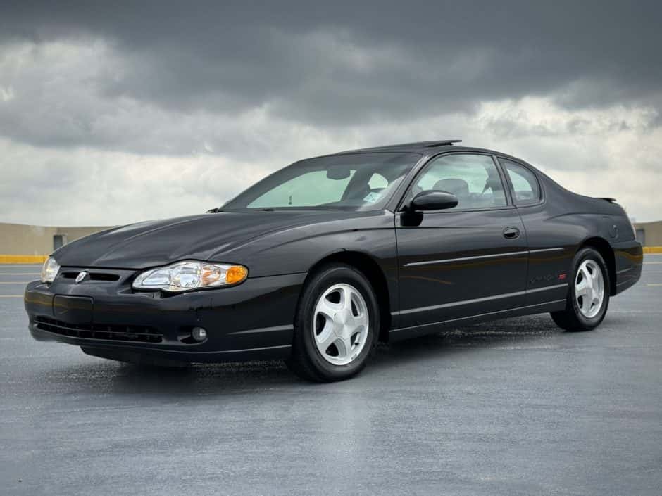 2003 Chevrolet Monte Carlo sold for $7,800