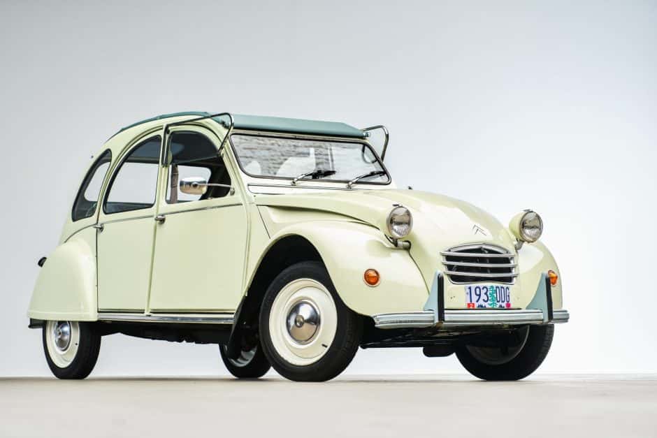 1973 Citroen 2CV sold for $8,750