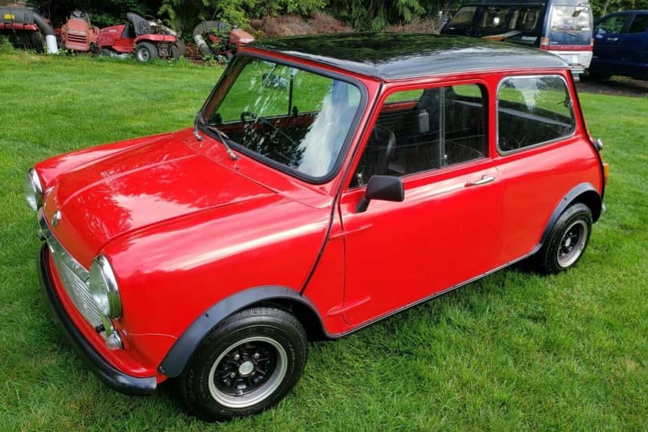 1969 Mini Mk I & Mk II sold for $17,305