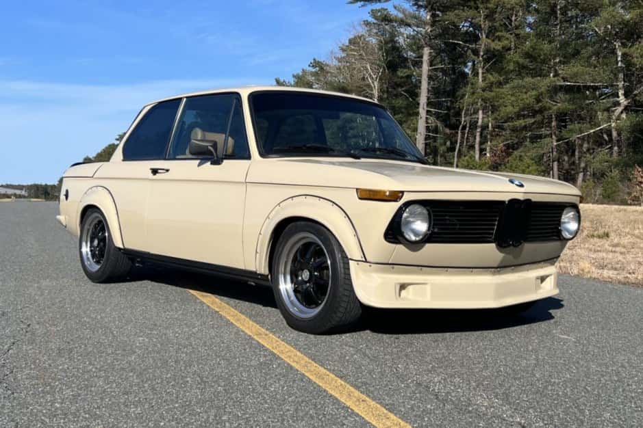 1976 BMW 2002 sold for $26,750