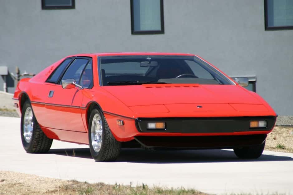 1977 Lotus Esprit sold for $42,000