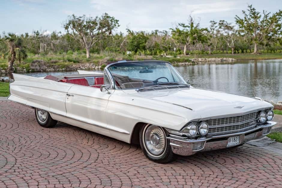 1962 Cadillac Series 62 sold for $63,000