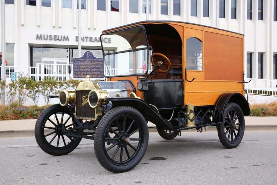 1911 Ford  sold for $10,000