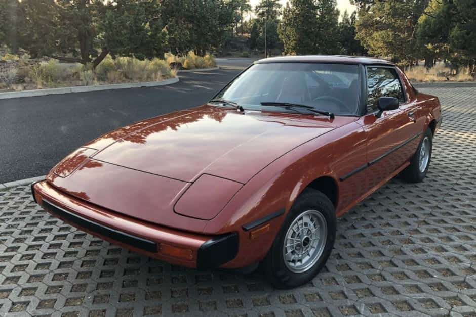 1979 Mazda RX-7 FB sold for $12,100