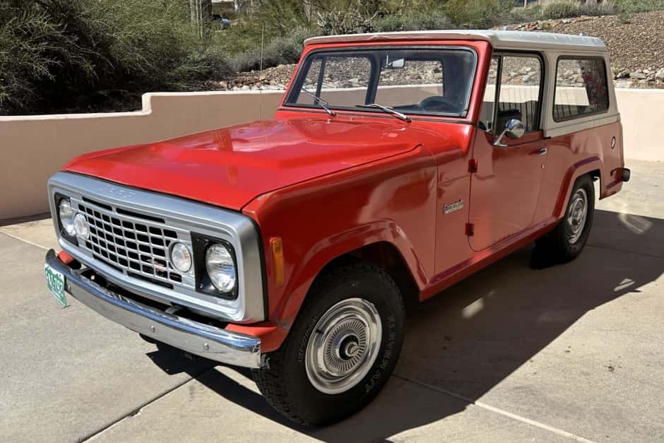 1973 Jeep Jeepster Commando sold for $10,000