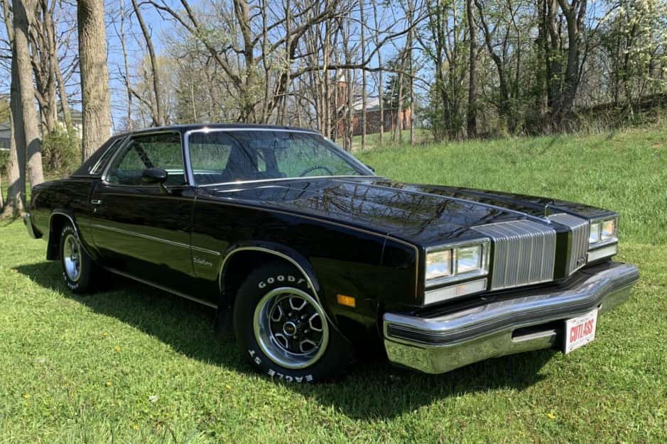 1977 Oldsmobile Cutlass sold for $13,000