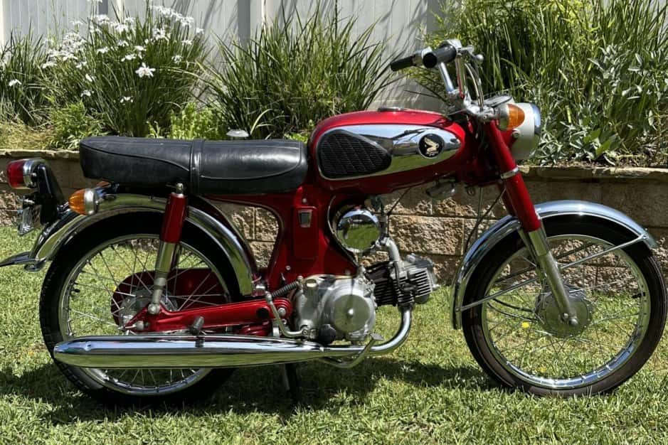 1965 Honda S90 sold for $4,341