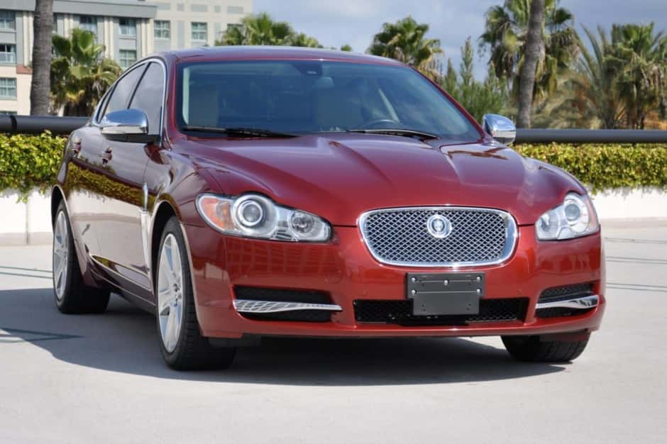 2010 Jaguar XF sold for $10,500