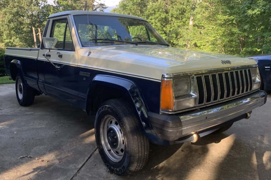 1986 Jeep  sold for $12,250