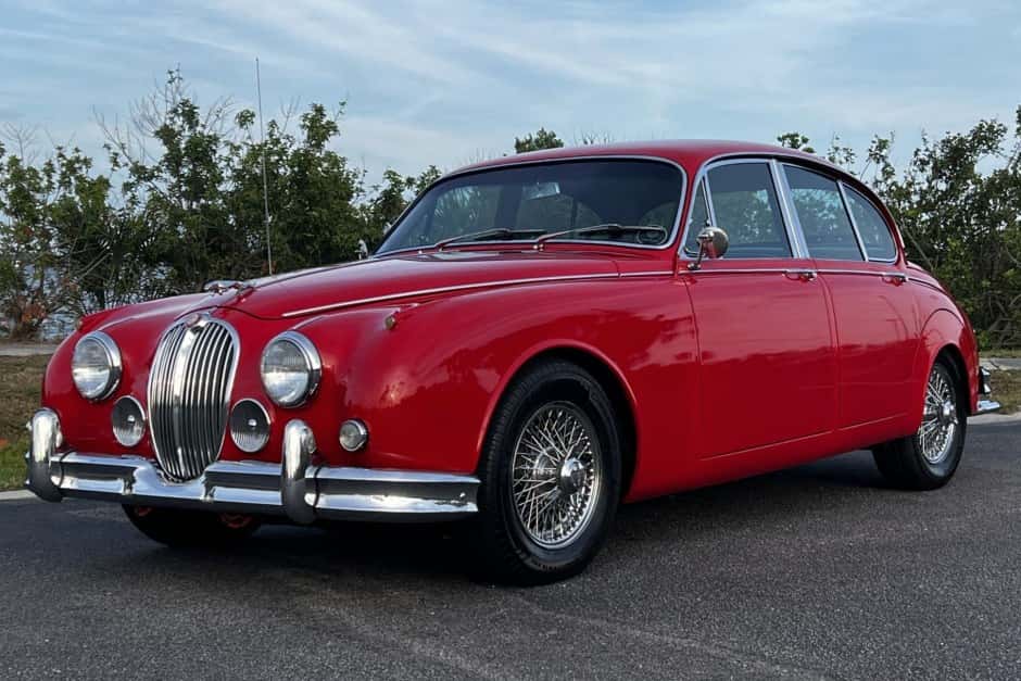 1967 Jaguar Mk II sold for $31,800