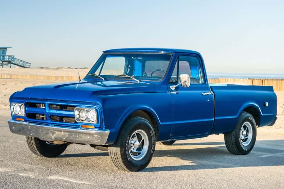 1967 GMC C/K 1967-1972 sold for $15,500