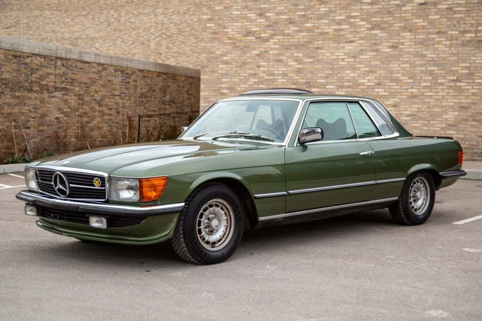 1978 Mercedes-Benz C107 SLC sold for $9,900