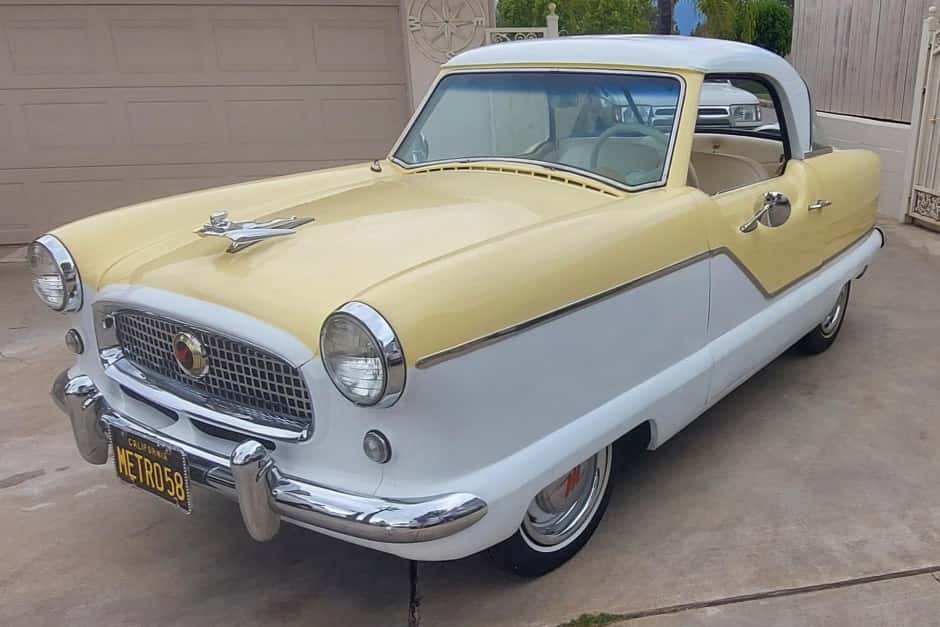 1958 Nash Metropolitan sold for $13,250