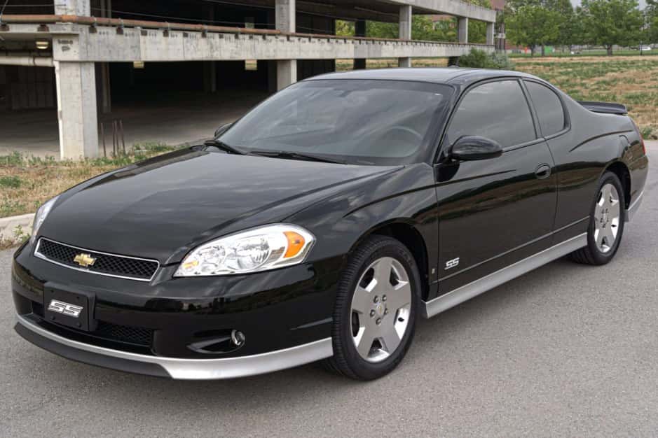 2007 Chevrolet Monte Carlo sold for $18,001
