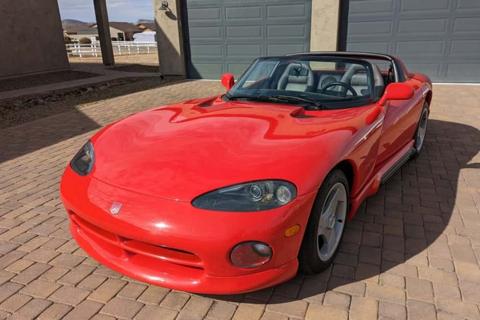 1994 Dodge Viper SR I (1992-1995) sold for $41,250