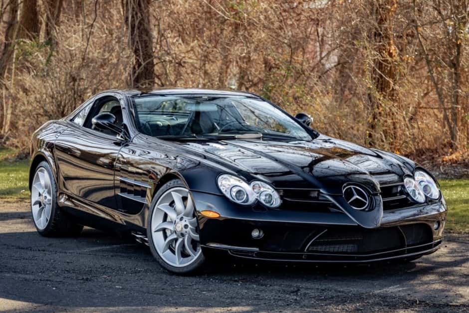 2006 Mercedes-Benz SLR McLaren sold for $326,000