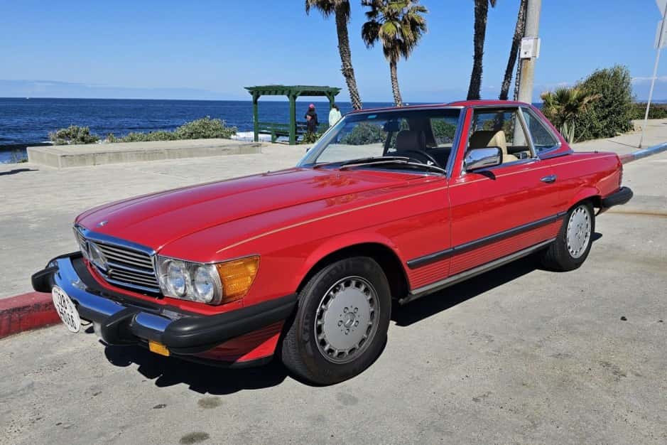 1985 Mercedes-Benz R107 SL sold for $17,000