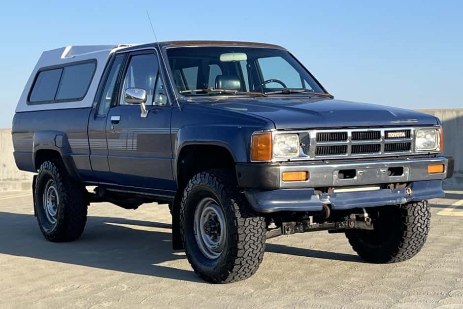 1986 Toyota Pickup (N50/N60/N70 1984-1988) sold for $8,000