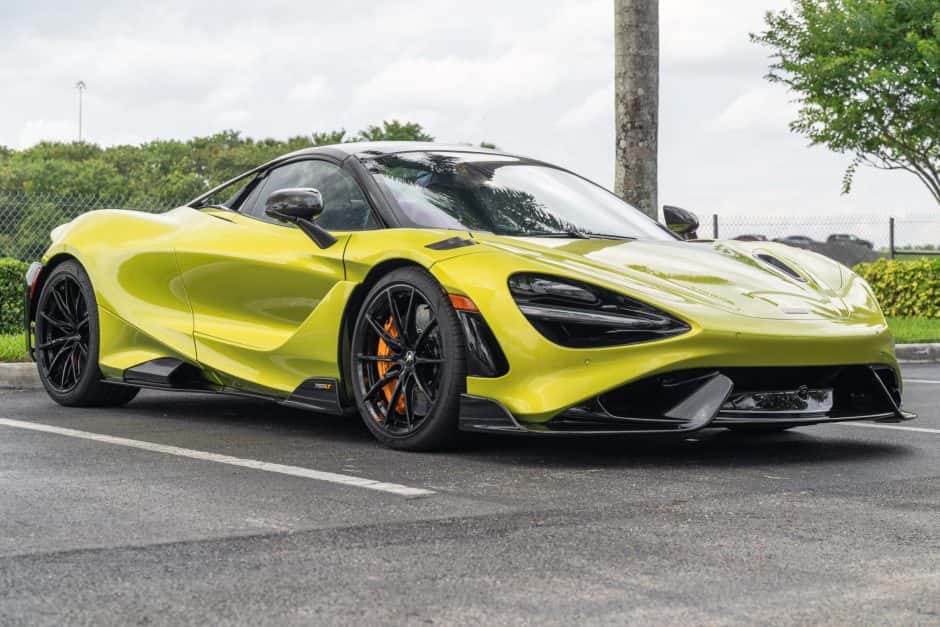 2022 McLaren Super Series sold for $522,000