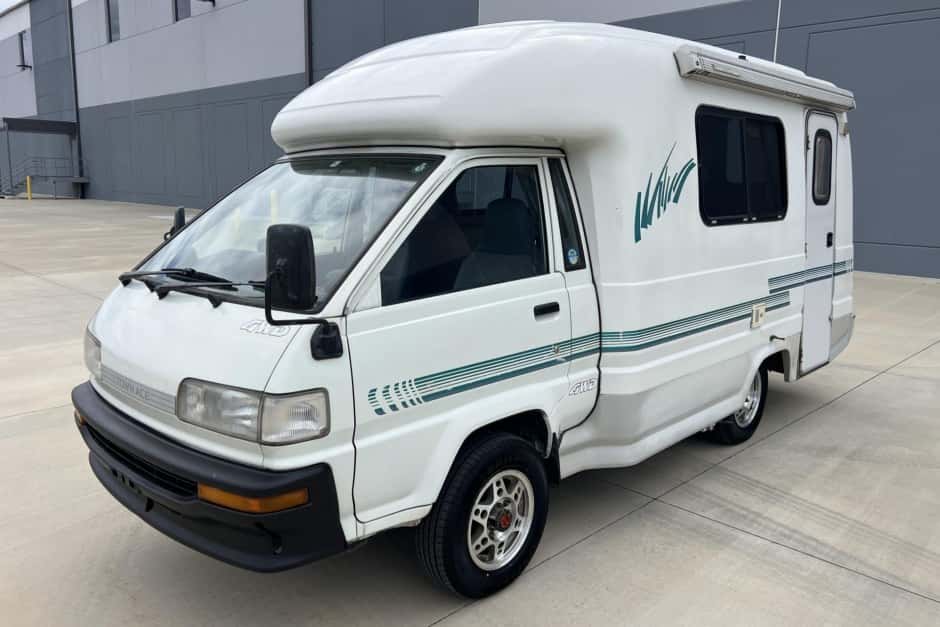 1993 Toyota  sold for $15,750