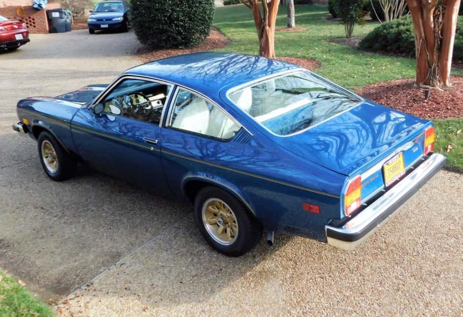 1976 Chevrolet Vega sold for $14,250