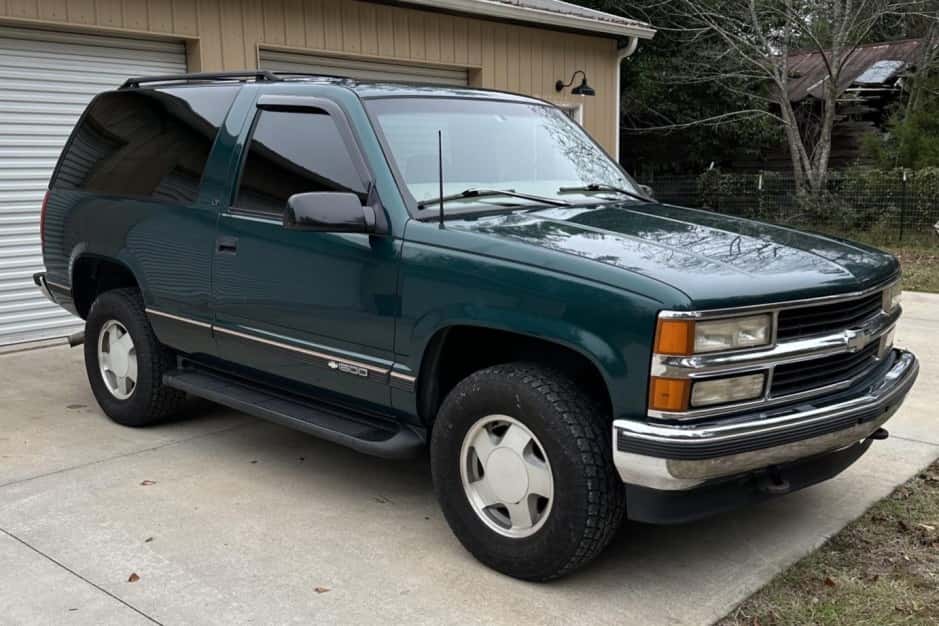 1997 Chevrolet Tahoe GMT400 sold for $12,750