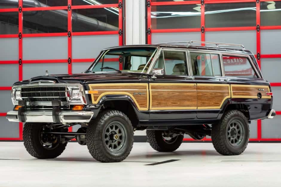 1990 Jeep SJ Grand Wagoneer sold for $170,000
