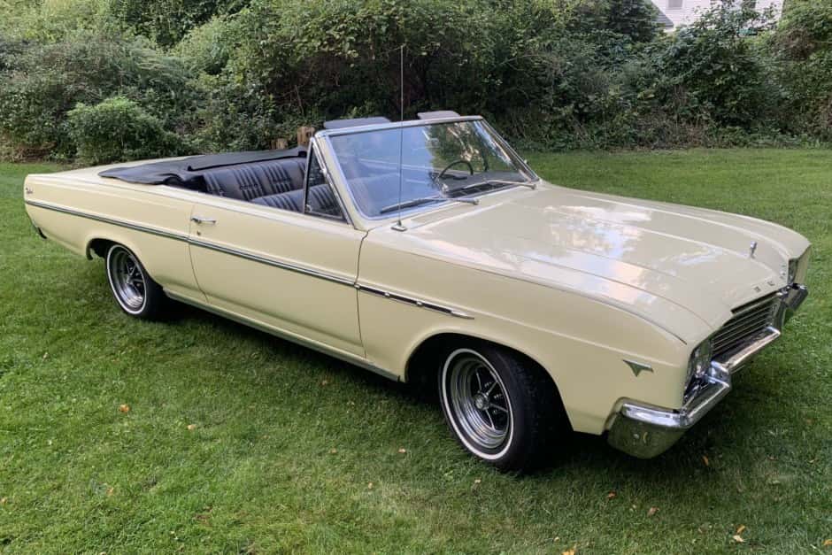 1965 Buick Skylark sold for $10,600