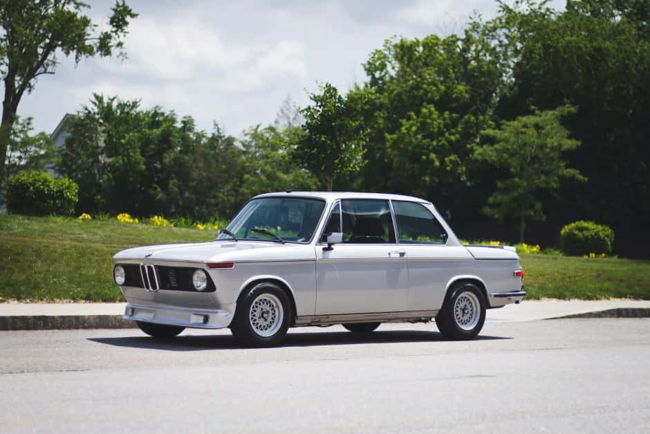 1974 BMW 2002 sold for $15,500