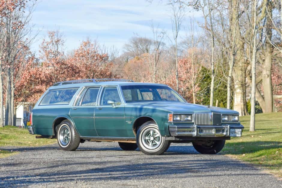 1981 Pontiac Bonneville sold for $4,500