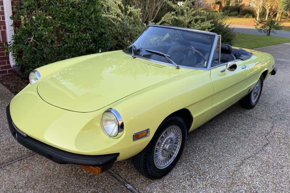 1976 Alfa Romeo 105/115 Spider Series 2 sold for $10,750