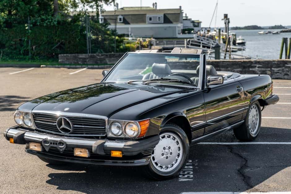 1989 Mercedes-Benz R107 SL sold for $22,000