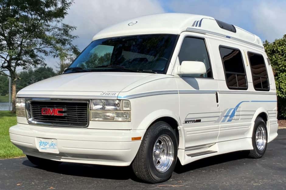 1995 GMC Van sold for $13,500