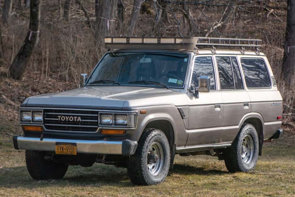1989 Toyota Land Cruiser 60-Series sold for $10,509
