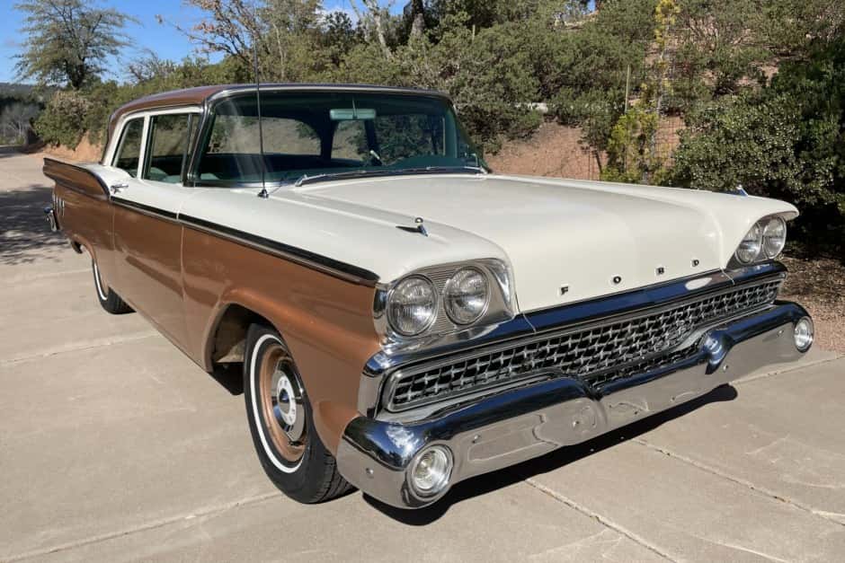 1959 Ford  sold for $9,999