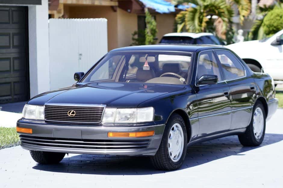 1993 Lexus LS Sedan sold for $15,252