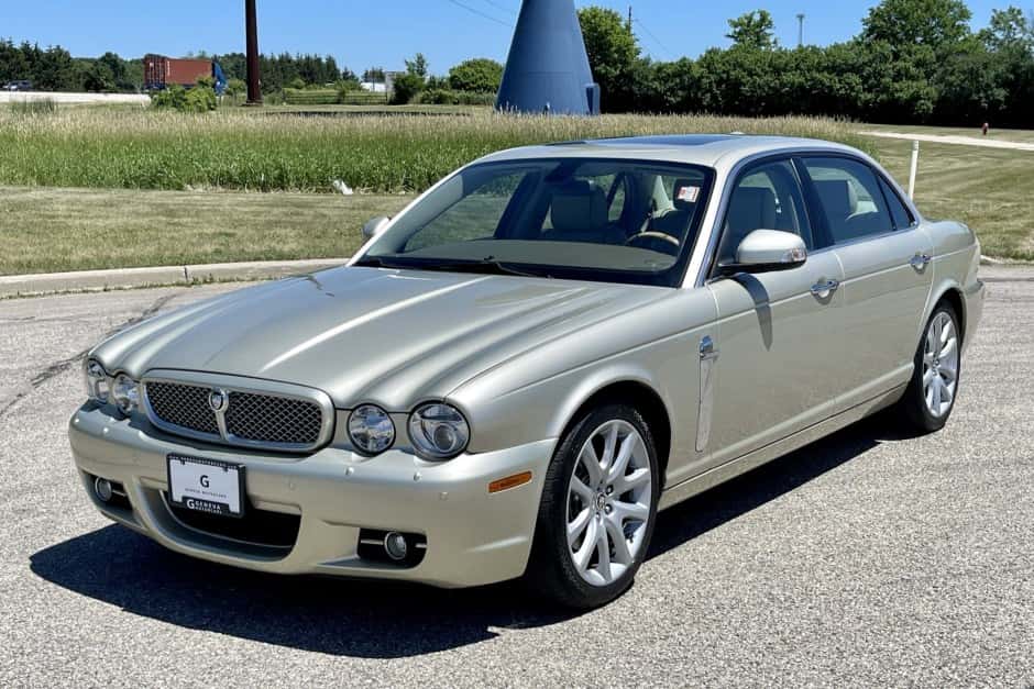 2008 Jaguar X350/X356/X358 XJ (2004-2009) sold for $17,751
