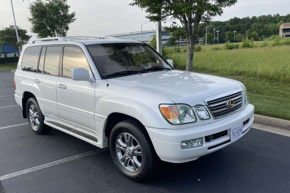 2003 Lexus LX470 sold for $37,000