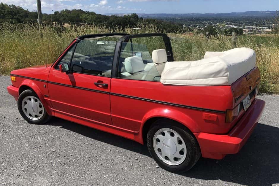 1992 Volkswagen Golf/Rabbit Cabriolet sold for $21,500