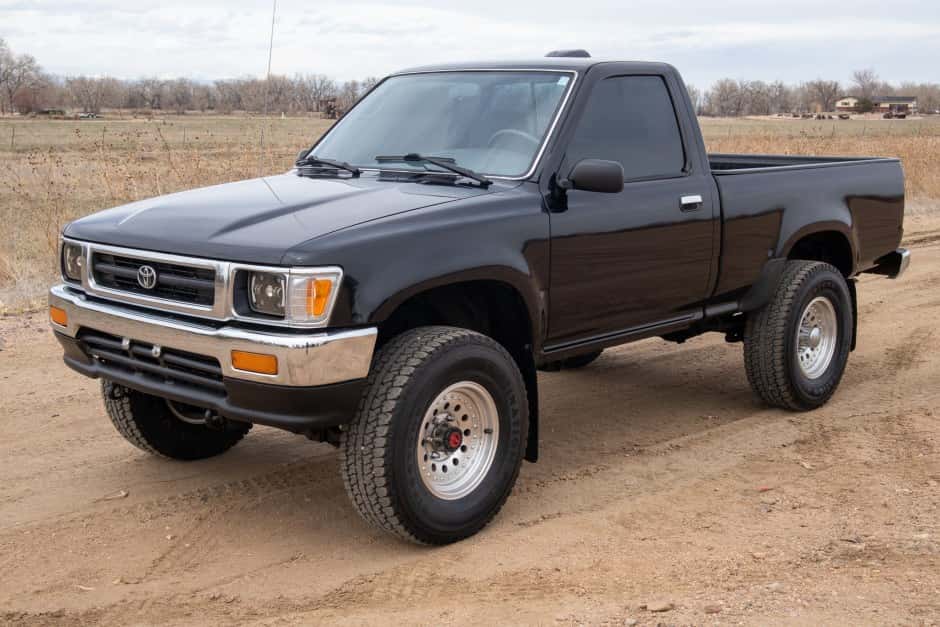 1994 Toyota Pickup (N80/90/100/110 1989-1997) sold for $14,750